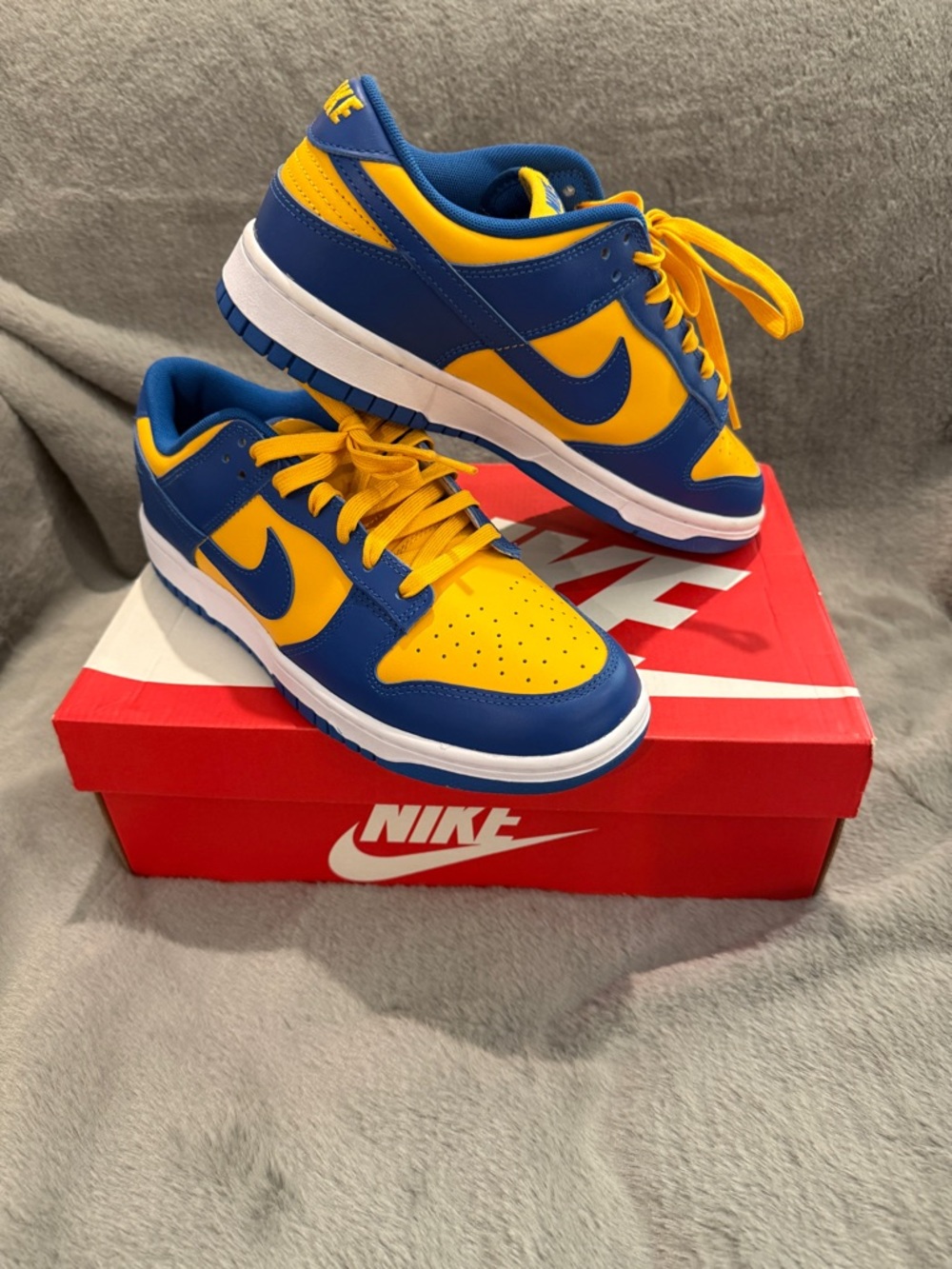 Nike Dunk Low UCLA Size 9.5 DD1391-402 NEW With Replacement Box - Picture 9 of 11